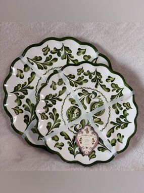 NWT Shabby Chic Green Leaf Scalloped Dinner and Salad Plates - Set of 8